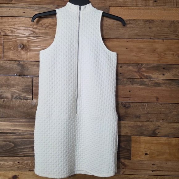 Textured Abercrombie & Fitch Mock Neck Mini Shift Dress Ivory Sleeveless Preppy - Picture 4 of 7